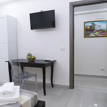 Profumi Di Aci Bed & Breakfast *