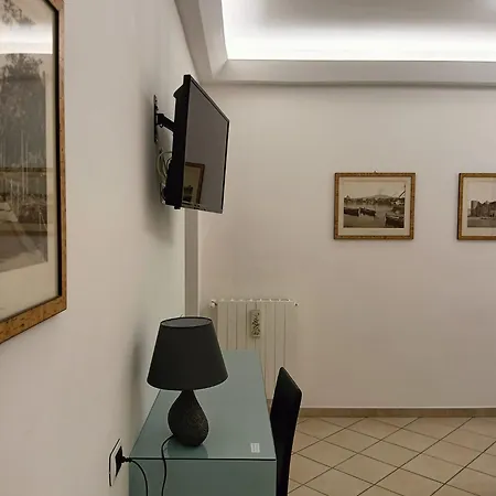 Profumi Di Aci Bed and Breakfast 4*