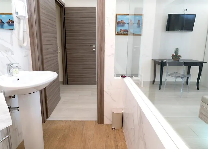 Profumi Di Aci 4*